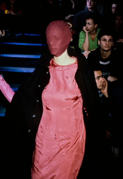 Look 16